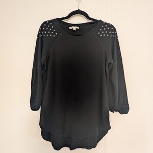 🎀 $5 Black Boxy 3/4 Sleeve Embellished Sweatshirt